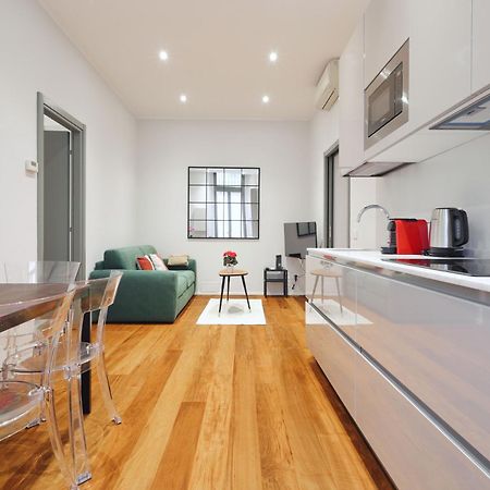Joivy Modern Flat Near Duomo Di Milano Apartment Bagian luar foto